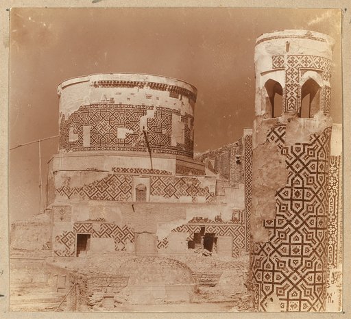 Minaret Tilli︠a︡-Kari. Samarkand