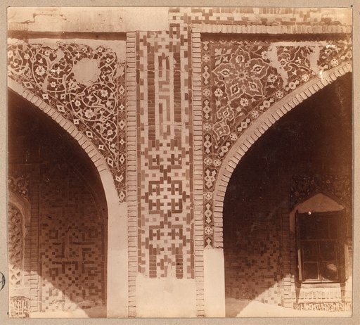Detalʹ Tilli︠a︡-Kari s ploshchadi. Samarkand