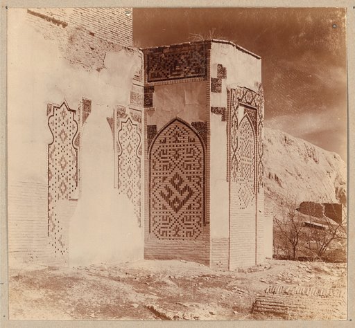 Shakh-Zinde. Detalʹ nad vkhodom sli︠e︡va. Samarkand