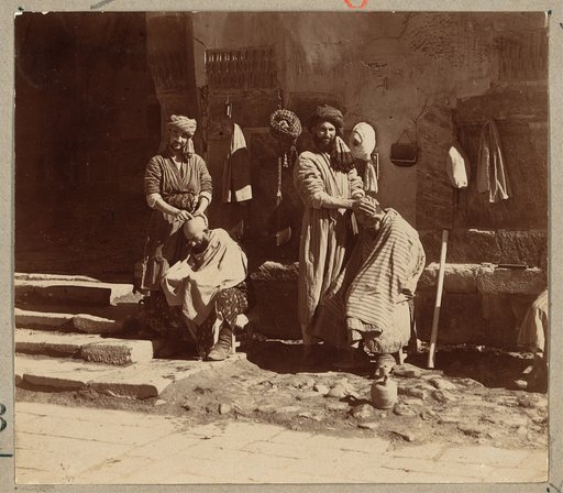 Parikmakher na Registani︠e︡. Samarkand