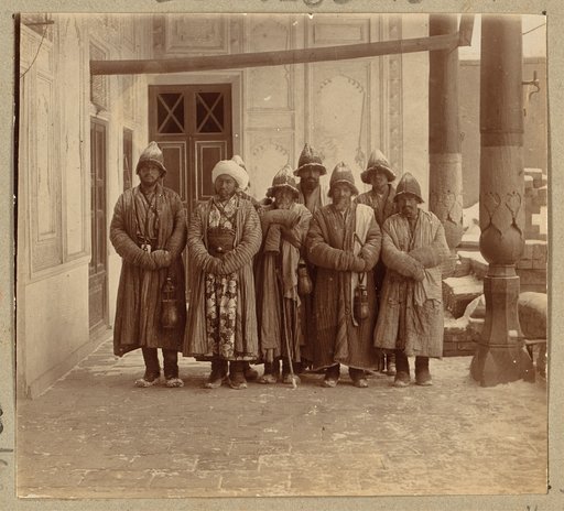 Monakhi (duvane) v Kalandar-Khanė. Samarkand