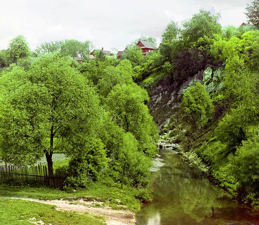 Ri︠e︡chka Khalynka, vpadai︠u︡shchai︠a︡ v Volgu. g. Rzhev