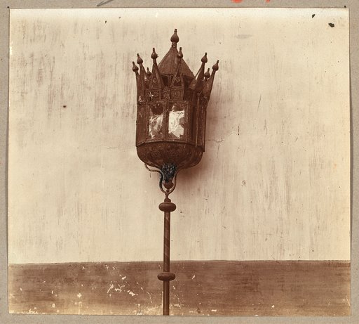 Fonarʹ, byvshīĭ s ti︠e︡mi zhe poslami. [Ipatʹevskīĭ monastyrʹ, Kostroma