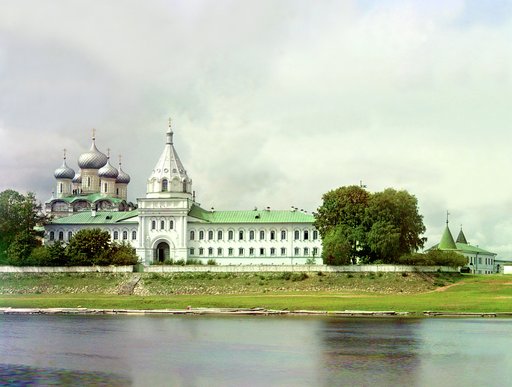 Vodi︠a︡nyi︠a︡ vrata i Arkhīereĭskīe pokoi. Ipatʹevskīĭ monastyrʹ. Kostroma