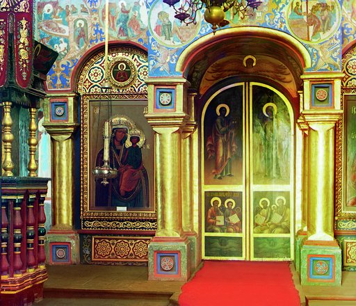 Ikonostas t︠s︡erkvi Ioanna Bogoslova. Rostov Velikīĭ