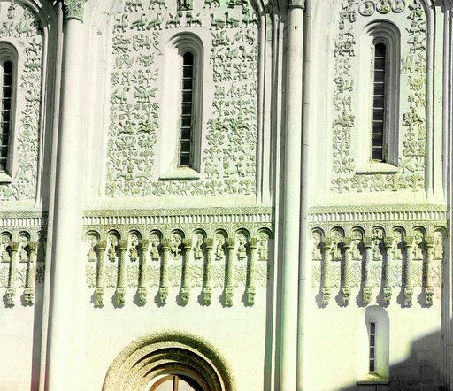 Detalʹ Dmitrīevskago sobora. [Vladimir