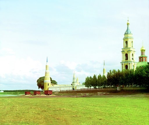 Ugolok Golutvinskago monastyri︠a︡ s r. Moskvoĭ. [Kolomna