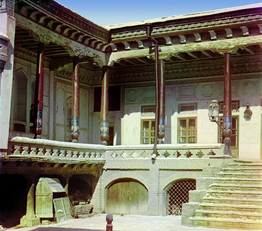 Vo dvore sartskago doma. V okrestnosti︠a︡kh Samarkanda