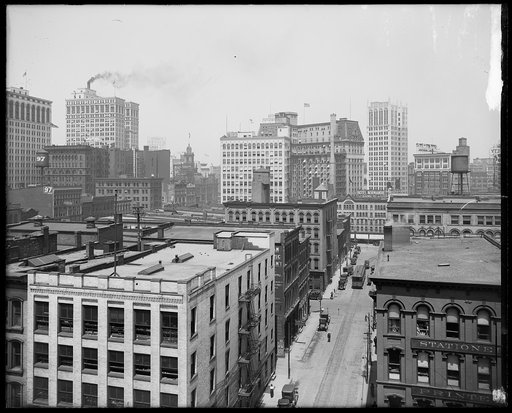 Looking northwest from roof of interurban station, Detroit, Mich.