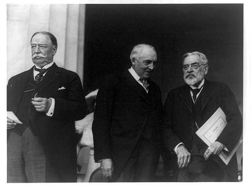 William Howard Taft, Warren G. Harding, and Robert Todd Lincoln, standing, left to right