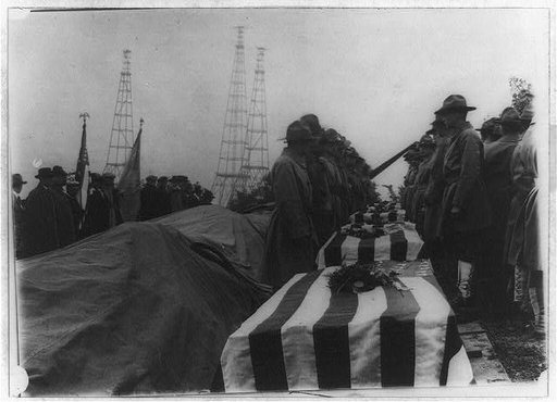 Scene at Arlington National Cemetery today at the burial of returned bodies of the A.E.F. from France ...