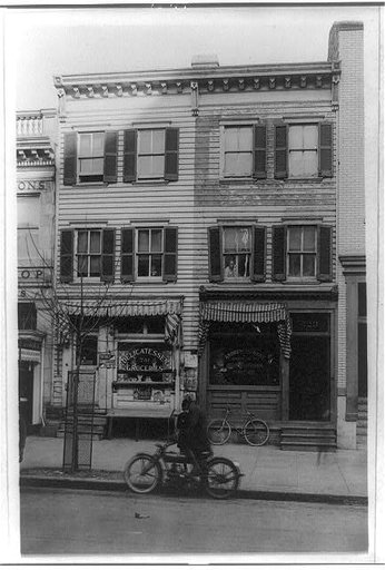 Delicatessen at 731 12th Street, Washington, D.C.