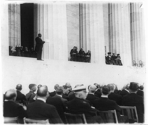 Dr. Moton, principal of the Tuscagee [sic] Inst. at the Lincoln Memorial dedication excercises [sic