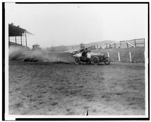 Stutz Weightman Special no. 26 going around turn on Benning race track, Washington, D.C., area