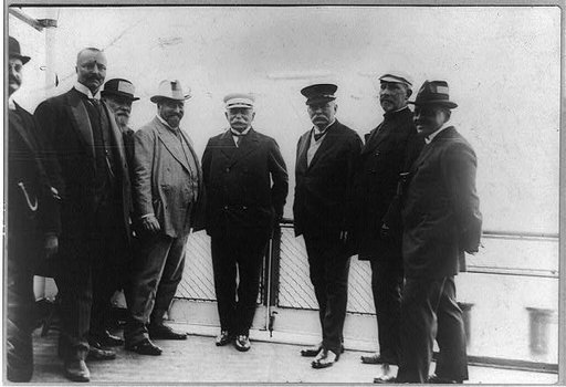 Count Zeppelin - in Viktoria Louise; with his assistants and present minister