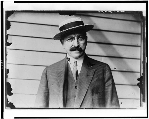 Otto Eidlitz, half-length portrait, standing, facing front