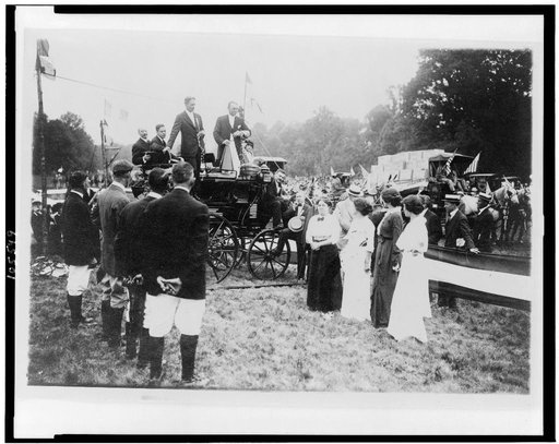 People and horse-drawn wagons at horse show, Rock Creek Park, Washington, D.C.