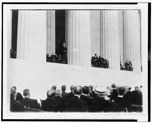 President Harding snaped [i.e., snapped] at the dedication ceremonies of the Lincoln Memorial today