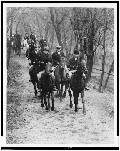 First treasure hunt of the season in the national capitol from the riding and hunt club