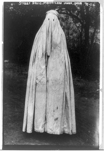 Street dress, Mohammedan woman, India