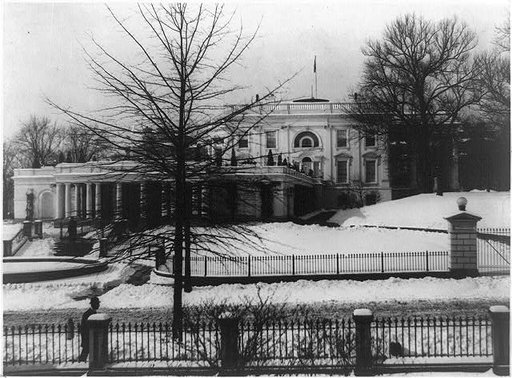 East side of the White House - snow view