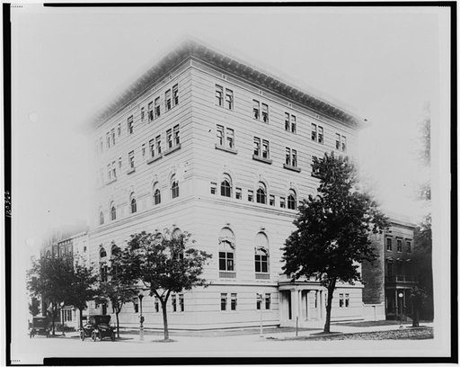 Exterior of University Club in the Washington, D.C. area