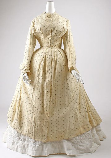 Robe à la Polonaise