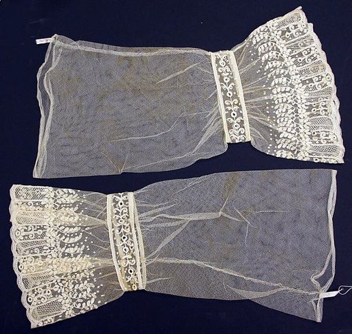 Undersleeves