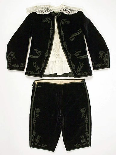 Suit