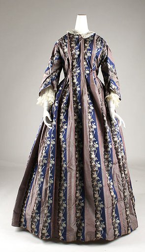Dressing gown