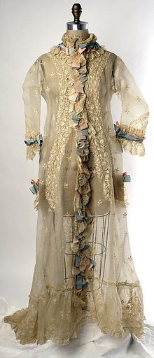 Peignoir