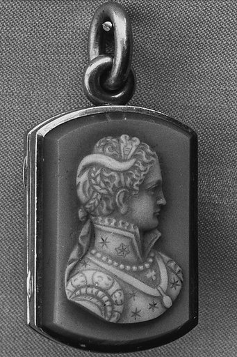 Cameo Locket