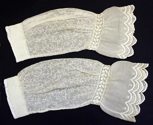 Undersleeves
