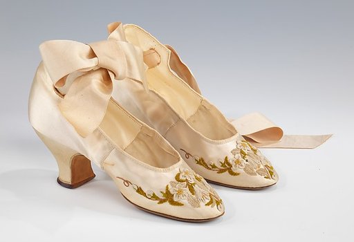 Evening shoes