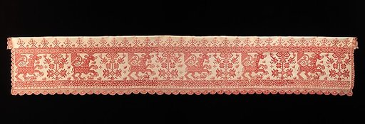 Bed curtain border