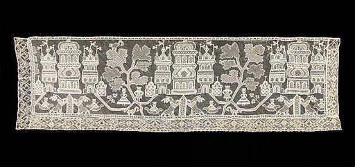 Bed curtain border