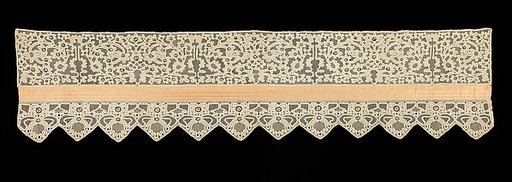 Bed curtain border