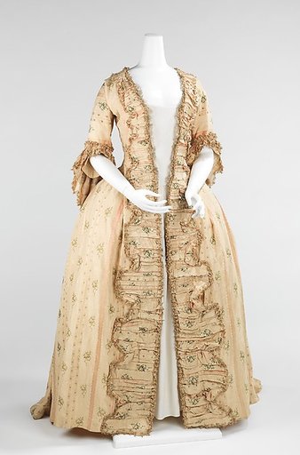 Robe à la française