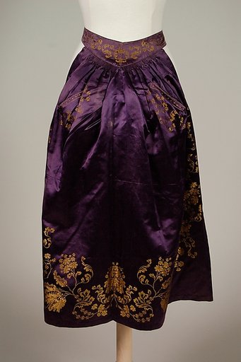 Afternoon apron