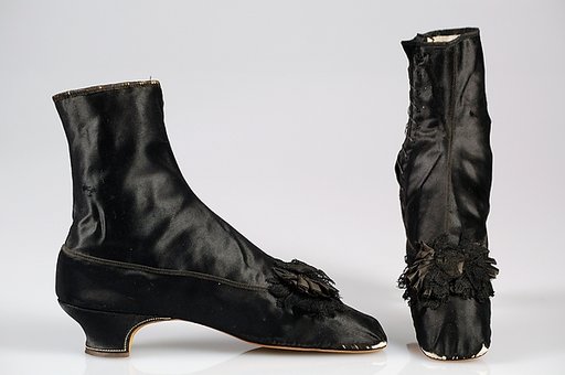 Evening boots