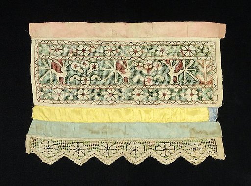 Towel border