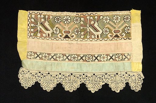 Towel border
