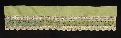 Towel border