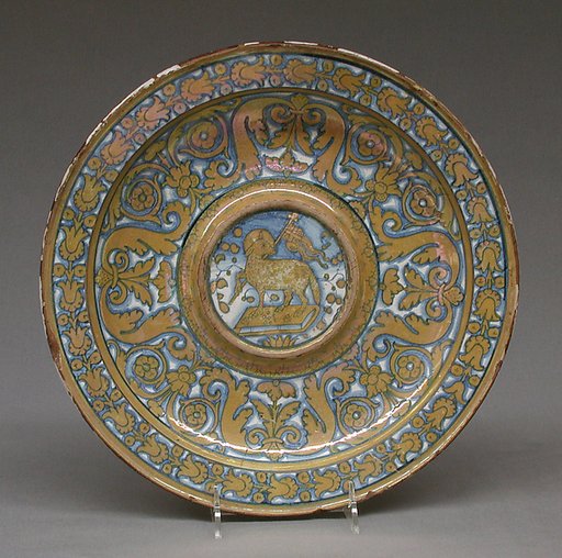 Dish for an ewer