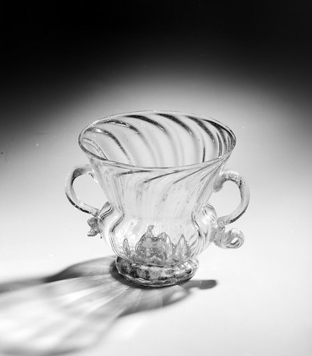 Cup