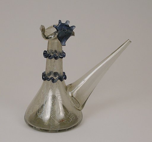 Drinking bottle (Porrón)