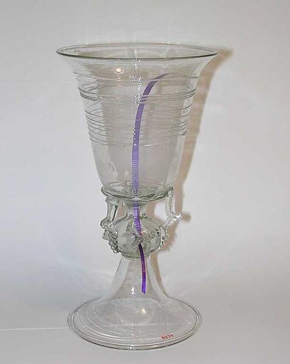 Siphon glass