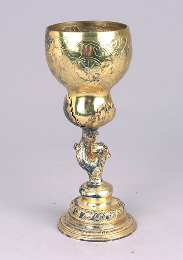 Standing cup