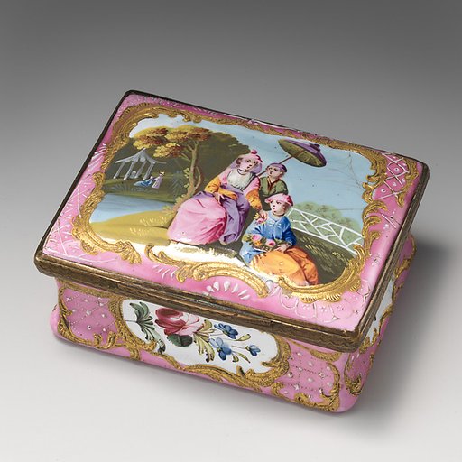 Snuffbox with chinoiserie scene