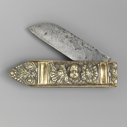 Clasp knife with cherub's head